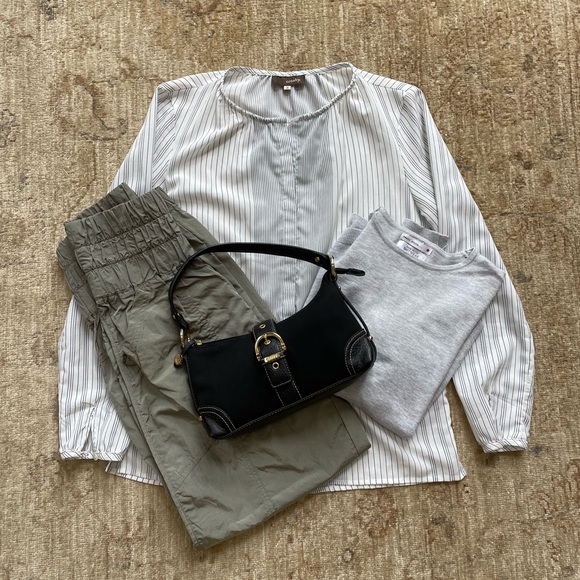 Pretty Striped Poly Flowy Dress shirt, white with black stripes size S - Picture 8 of 11